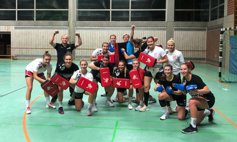 Gewaltprävention für die Handballfrauen der TG Nürtingen 2. Bundesliga